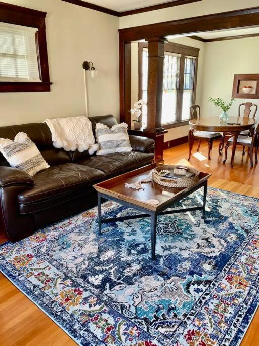 Historic Downtown Riverview Flat, No. 2 Astoria Exteriör bild